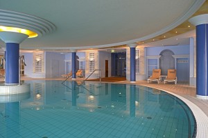 Innenpool_TheMonarchHotel-300x200 Gesundheit für Körper und Seele