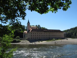 Kloster_Weltenburg_TheMonarchHotel-300x225 Eine Führung durch die älteste Klosterbrauerei der Welt